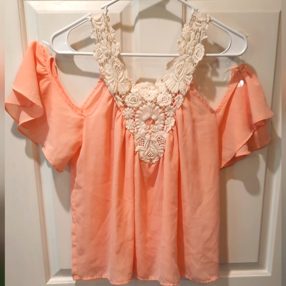 Jealous Tomato Womans Blouse Small Peach Cold Shoulder Lace Party Festival